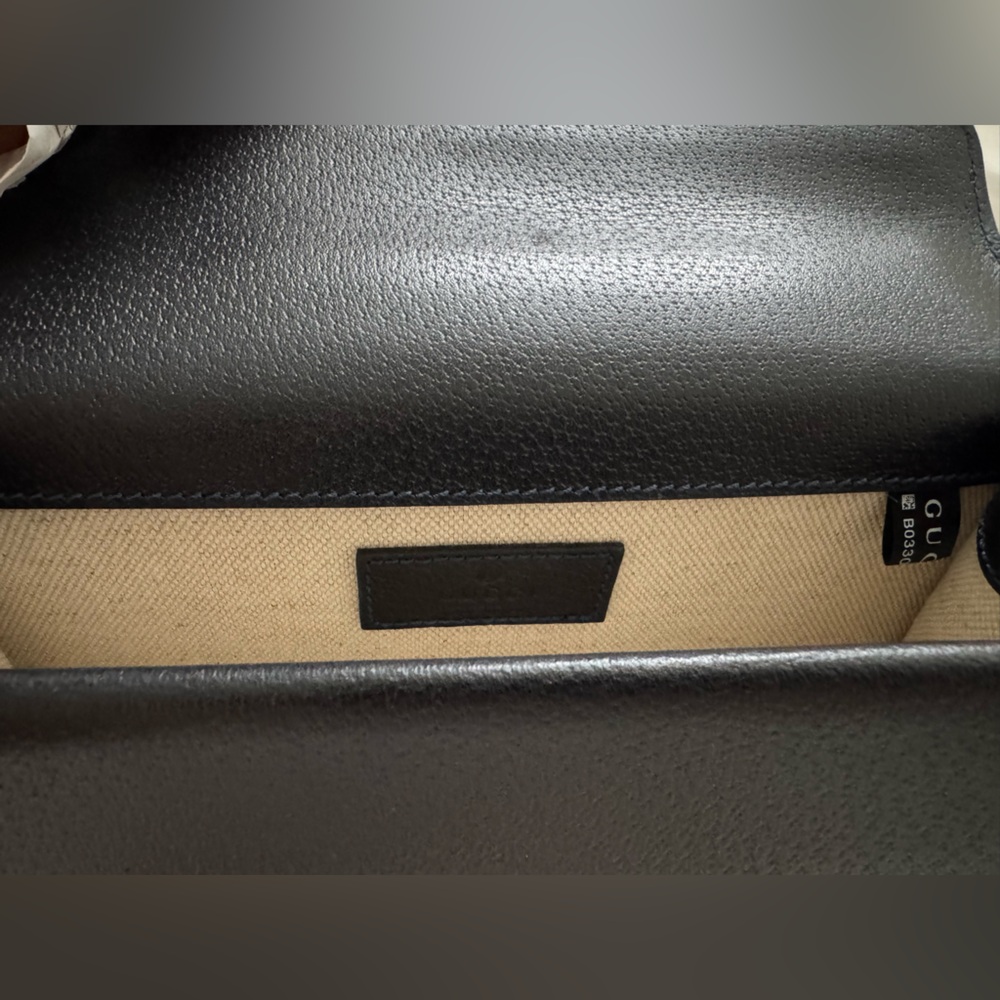 Gucci Dionysus Medium Shoulder Bag - Picture 4 of 4